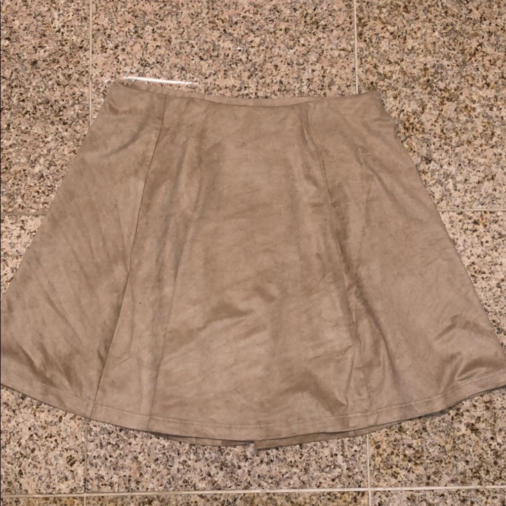 NWT forever 21 Skirt
